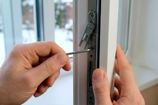 Регулировка пластиковых окон