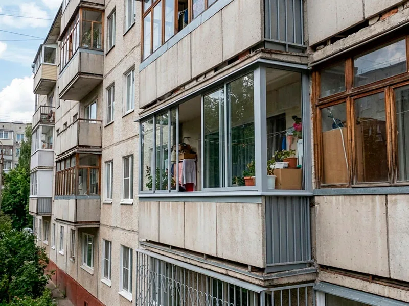 Холодное остекление Provedal — типовой балкон