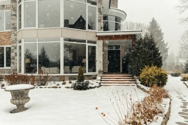 Остекление коттеджей